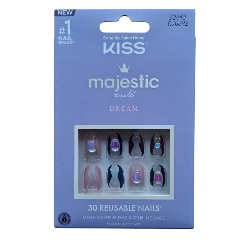 NWT Kiss Majestic Nails Dream Short Length Fake Nails